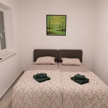 Bikic Nr. 3 Aparthotel Bacina
